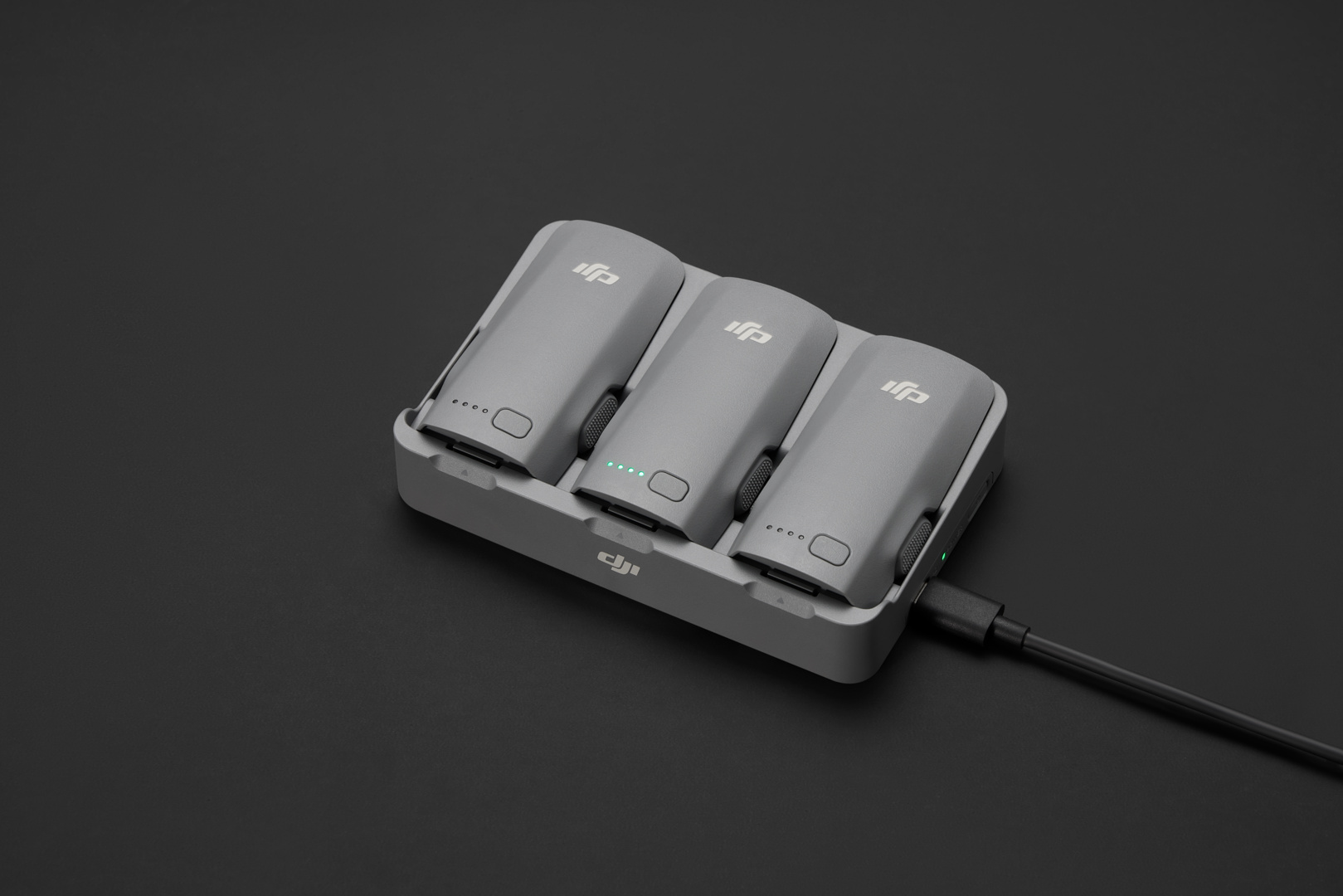 DJI Neo 2 Two-Way Charging Hub – Bild 4